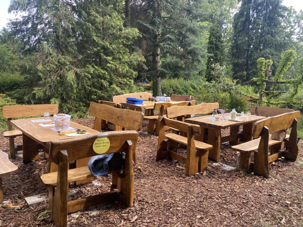Workshopbereich Schulgarten-Werkstatt 2025
